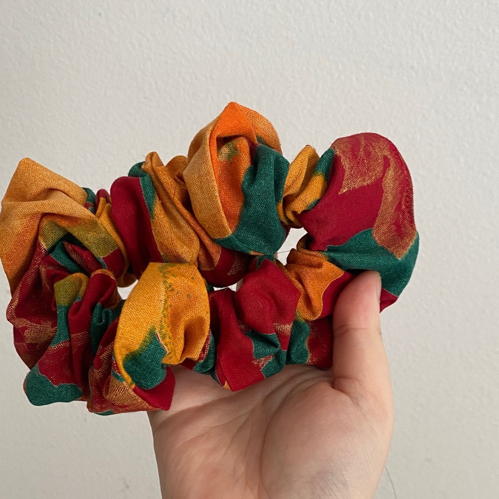 Colorful Scrunchie Set - Picture 2 of 2